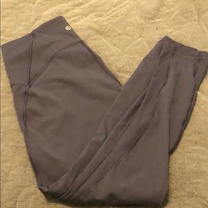 Size 8 lululemon train times leggings